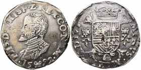 NAMUR, Comté, Philippe II (1555-1598), AR écu Philippe, 1592. D/ B. cuir. à g. R/ Ecu couronné sur une croix de Bourgogne, entre deux briquets, portan...