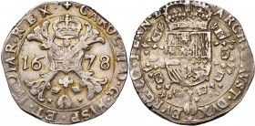VLAANDEREN, Graafschap, Karel II (1665-1700), AR halve patagon, 1678, Brugge. Vz/ Gekroond stokkenkruis met een vuurijzer tussen het jaartal en het ju...
