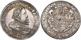 SAINT EMPIRE, Rodolphe II (1576-1612), AR double Taler, 1604, Hall. Pour le Tyrol. D/ B. cuir. à d., une fraise au col. R/ Grand écu ovale, orné et co...