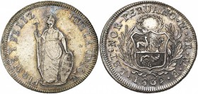 PEROU, République, AR 8 reales, 1839MB, Lima. K.M. 142.3. Belle patine.

Très Beau à Superbe / Very Fine - Extremely Fine