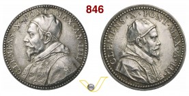 CLEMENTE X, Papa (1670-1676) Medaglia A. III (1673) D/ Busto del Pontefice con camauro, mozzetta e stola volto a s. R/ Busto del Pontefice con camauro...