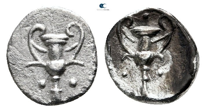 Calabria. Tarentum circa 280-228 BC. 
Obol AR

9mm., 0,37g.



good very ...