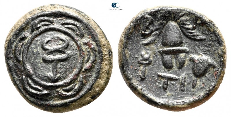Kings of Macedon. Uncertain mint. Alexander III "the Great" 336-323 BC. 
Bronze...