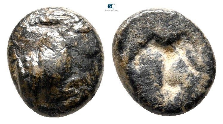 Thraco Macedonian Region. Uncertain mint circa 450 BC. 
Obol BI

7mm., 0,82g....