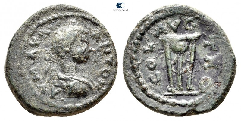 Troas. Alexandreia. Caracalla AD 198-217. 
Bronze Æ

17mm., 2,49g.



ver...