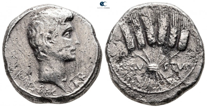 Ionia. Ephesos. Augustus 27 BC-AD 14. 
Cistophor AR

24mm., 11,59g.



ne...