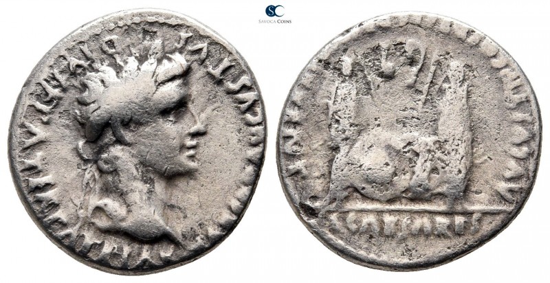Augustus 27 BC-AD 14. Lugdunum
Denarius AR

18mm., 3,65g.



nearly very ...
