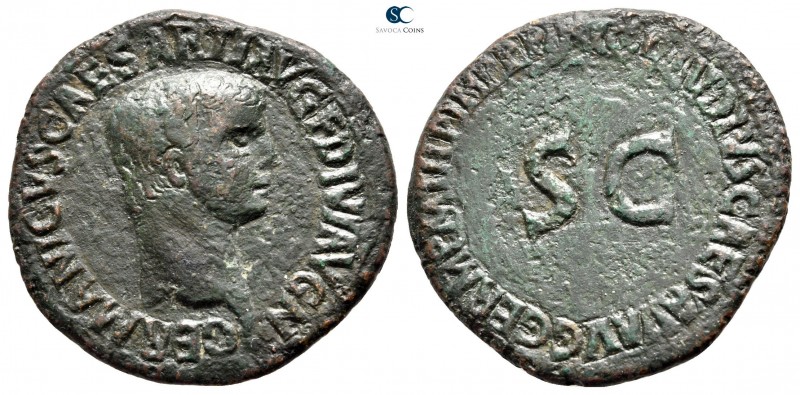 Germanicus AD 37-41. Struck under Claudius 50-54. Rome
As Æ

29mm., 9,25g.
...