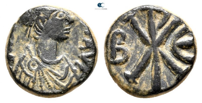 Justin I AD 518-527. Constantinople
Pentanummium Æ

11mm., 1,75g.



very...