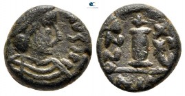 Justinian I AD 527-565. Dated RY 35 (?) = AD 561/2. Nikomedia. Decanummium Æ
