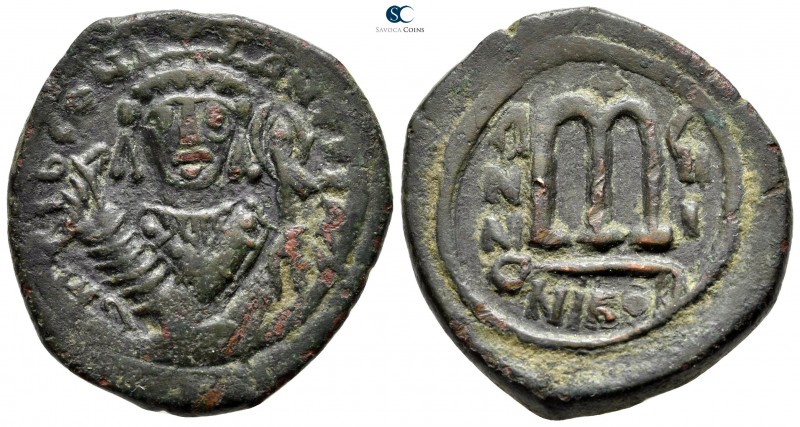 Tiberius II Constantine AD 578-582. Nikomedia
Follis Æ

30mm., 13,43g.


...