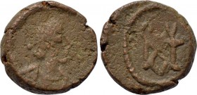 ANASTASIUS I (491-518). Nummus. Constantinople.