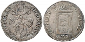 Gregorio XIII (1572-1585) Ancona - Testone 1575 Giubileo - Munt. 193 AG (g 9,44)
BB+
