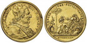 Clemente XII (1730-1740) Medaglia 1735 A. V - Opus: Hamerani - Bart. 735 MD (g 21,58) Modesta abrasione della doratura sul bordo 
SPL+