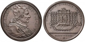 Clemente XII (1730-1740) Medaglia 1736 A. V - Opus: Hamerani - cfr. Bart. 735 per il D/ e 736 per il R/ AE (g 23,18) 
FDC