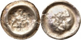 Medieval coins 
POLSKA/POLAND/POLEN/SCHLESIEN/GERMANY

Germany? Brakteat I połowa XIII wieku 

Moneta nierozpoznana. Pęknięty krążek.

Details:...