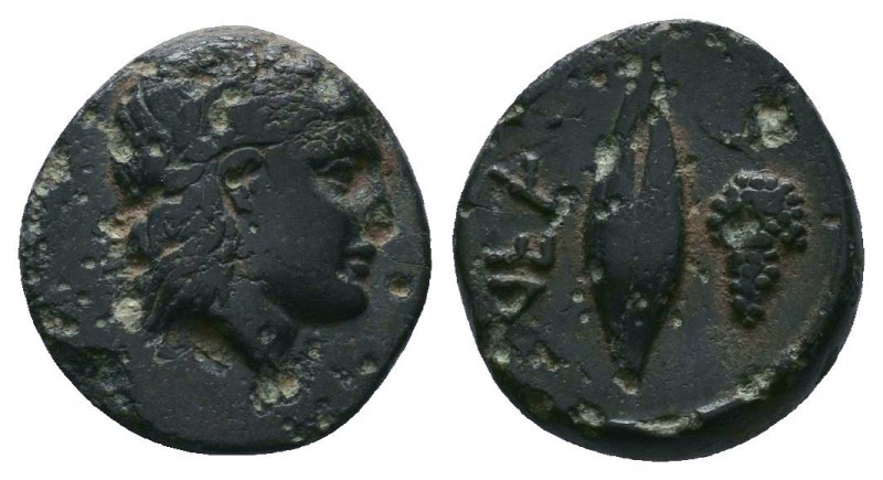 TROAS. Neandria. Ae (4th century BC).
Obv: Laureate head of Apollo right.
Rev: N...