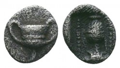 ASIA MINOR, Uncertain. Circa 480-450 BC. AR, Obol Thrace ?

Condition: Very Fine

Weight:0.24 gr
Diameter: 7 mm