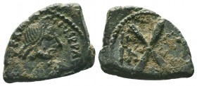 Heraclius, 610-641 AD. AE Follis

Condition: Very Fine

Weight:2.26 gr
Diameter: 19 mm