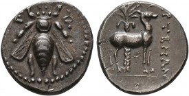 Ionia, Ephesos. AR Drachm , c. 202-150 BC.
Condition: Very Fine

Weight: 4.11 gr
Diameter: 18 mm