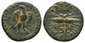 HADRIAN (117-138). Quadrans. Rome.
Obv: IMP CAESAR TRAIAN HADRIANVS AVG.
Eagle standing left, head right.
Rev: P M TR P COS III P P / S - C.
Winged th...