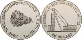Ausbeute, Bergbau, Hüttenwesen
 Silbermedaille 1990. Schacht Hünxe. Streckenvollschnittmaschiene / Bergbaumaschiene. Mit Randpunze: 1000. 50,3 mm, 48...