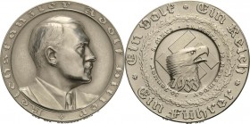 Drittes Reich
 Silbermedaille 1933 (F. Beyer) Auf die politischen Ereignisse des Jahres. Brustbild Adolf Hitlers nach rechts / Adlerkopf vor Hakenkre...