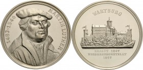 König, Helmut 1934-2017 Silbermedaille 1992. 475. Jahrestag der Reformation. Brustbild Martin Luthers halbrechts / Ansicht der Wartburg. 40,3 mm, 32,2...