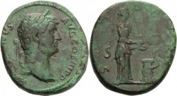 Kaiserzeit
Hadrian 117-138 As 119/122, Rom Kopf mit Lorbeerkranz nach rechts, HADRIANVS AVGVSTVS COS III / Salus opfert nach rechts, SALVS AVG, SC RI...