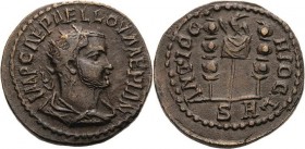 Kaiserzeit
Valerianus I. 253-260 Bronze, Antiochia/Pisidia Brustbild mit Strahlenkrone nach rechts / Vexillum zwischen zwei Signa SNG Cop. -, SNG Par...