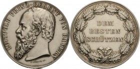 Bayern
Prinzregent Luitpold 1886-1912 Silbermedaille o.J. (A. Börsch) Schießprämie - "Dem besten Schützen". Kopf nach links / 3 Zeilen Schrift im Eic...