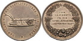 Bayern
Otto 1886-1913 Silbermedaille o.J. (J. Ries) Preismedaille des landwirtschaftlichen Vereins. Pflug / 5 Zeilen Schrift im Früchtekranz. 35,6 mm...