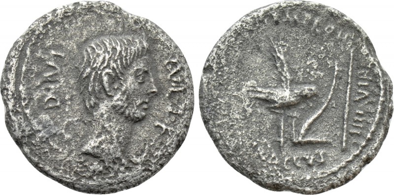 OCTAVIAN. Denarius (40 BC). Rome. Tiberius Sempronius Graccus, quaestor designat...